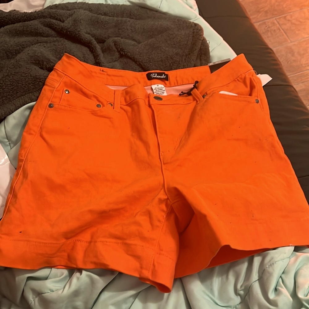 Tailormade size 10 orange shorts